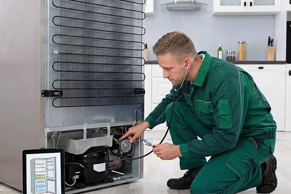 بررسی دلیل صدای یخچال فریزر